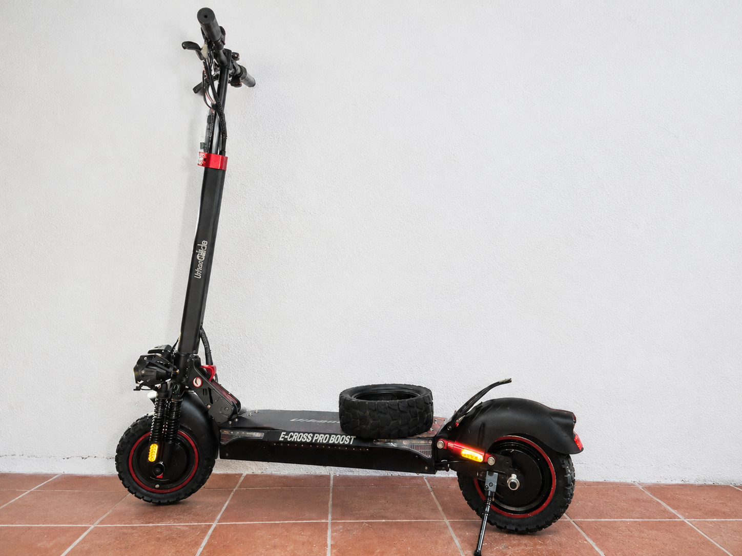 🛴 Pneu da trotinete gasto? Não adie a substituição!